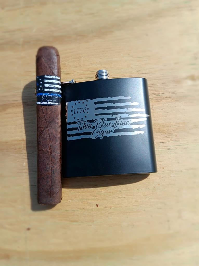 Boxpressed Maduro Cigar